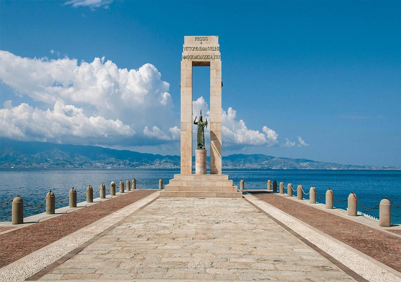 Ag Sweet Apartment Reggio di Calabria Dış mekan fotoğraf
